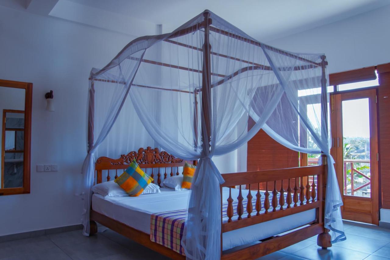 Aussie Swiss Weligama Hotel Esterno foto