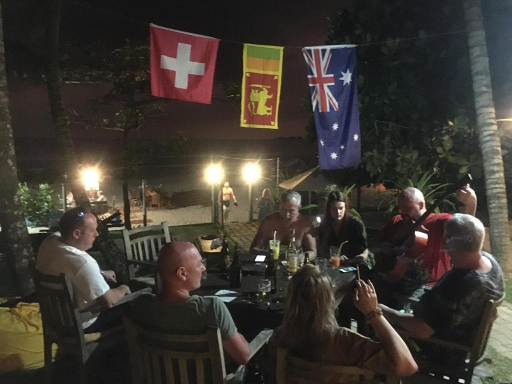 Aussie Swiss Weligama Hotel Esterno foto