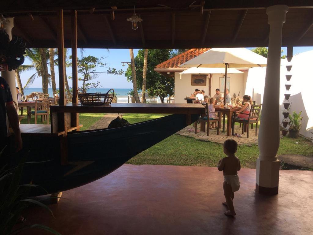 Aussie Swiss Weligama Hotel Esterno foto