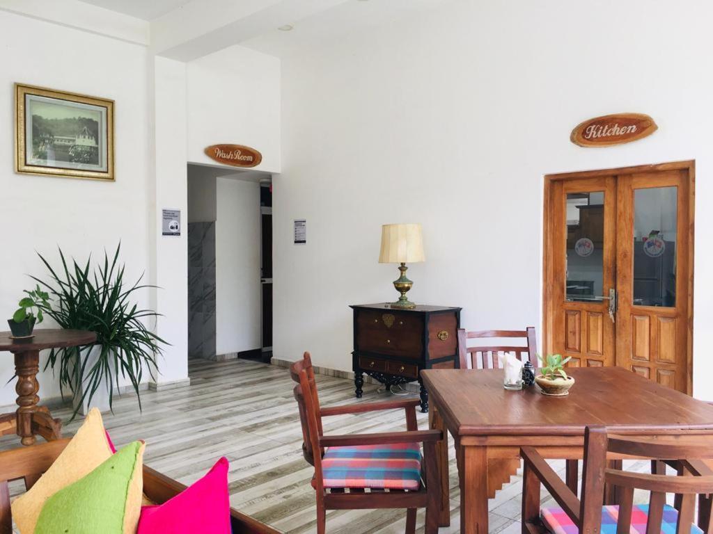Aussie Swiss Weligama Hotel Esterno foto