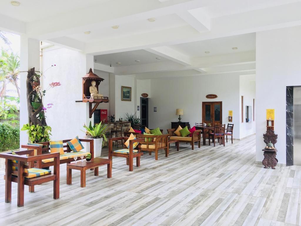 Aussie Swiss Weligama Hotel Esterno foto