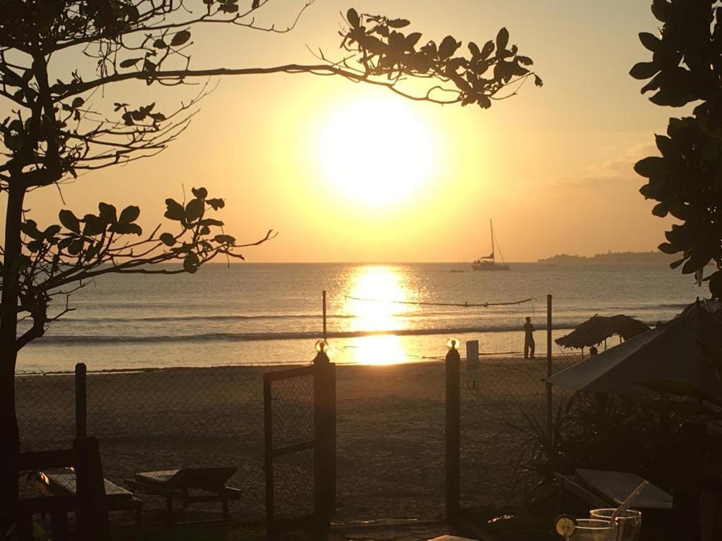 Aussie Swiss Weligama Hotel Esterno foto